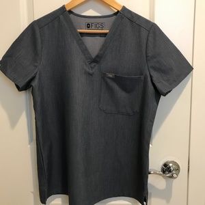 FIGS Scrubs Set
